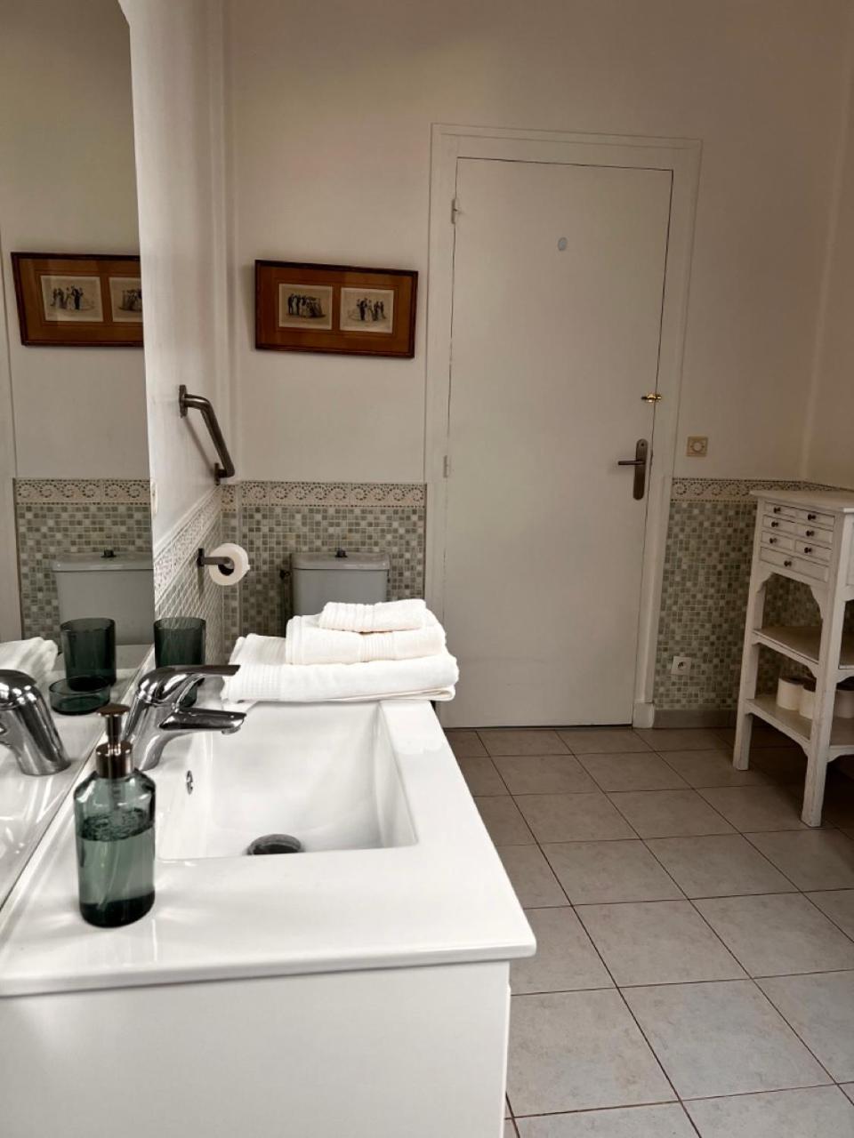 Le Manoir De La Cane Montfort-sur-Meu Bagian luar foto